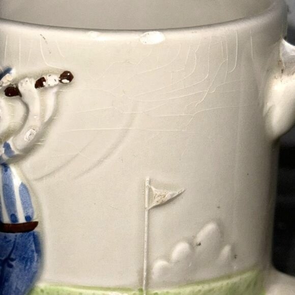 Vintage Ceramic Golf Themed Mug With Raised Design - Picture 2 of 6